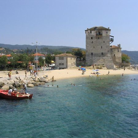 Yulia Guest House Ouranoupoli Bagian luar foto