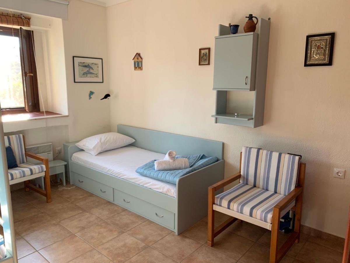 Yulia Guest House Ouranoupoli Bagian luar foto