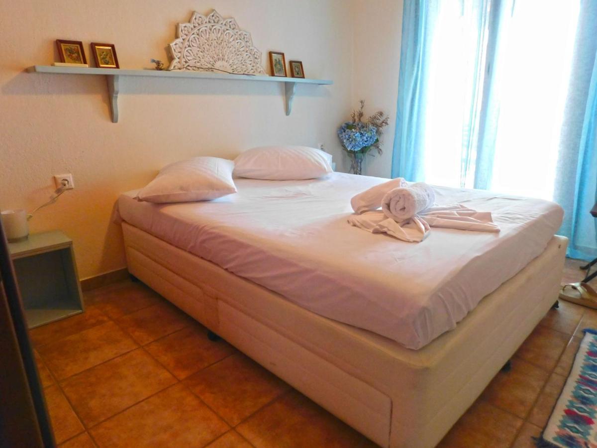 Yulia Guest House Ouranoupoli Bagian luar foto