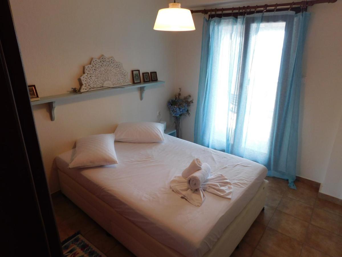 Yulia Guest House Ouranoupoli Bagian luar foto